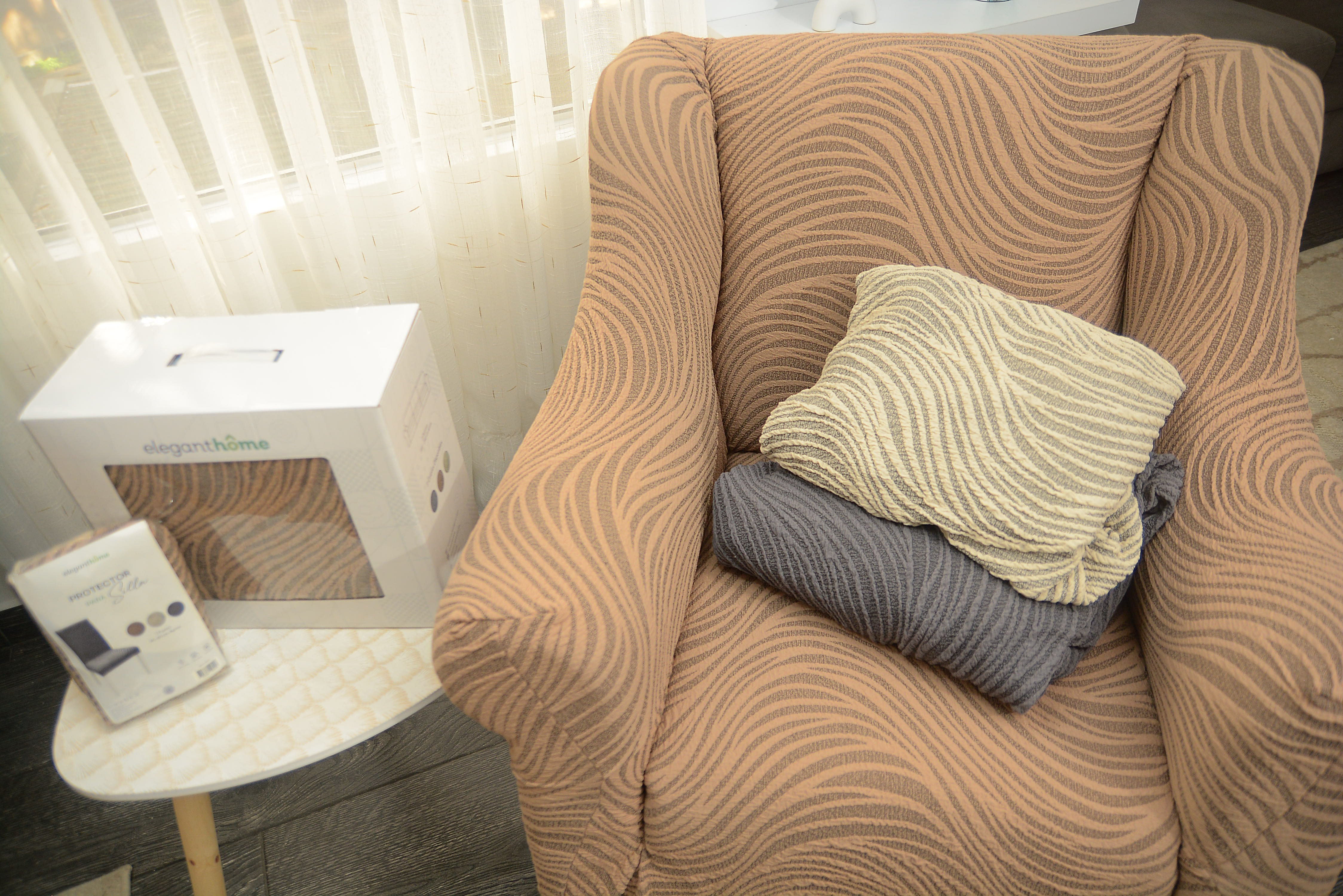 LuxeCover - Funda Protectora de Sofá